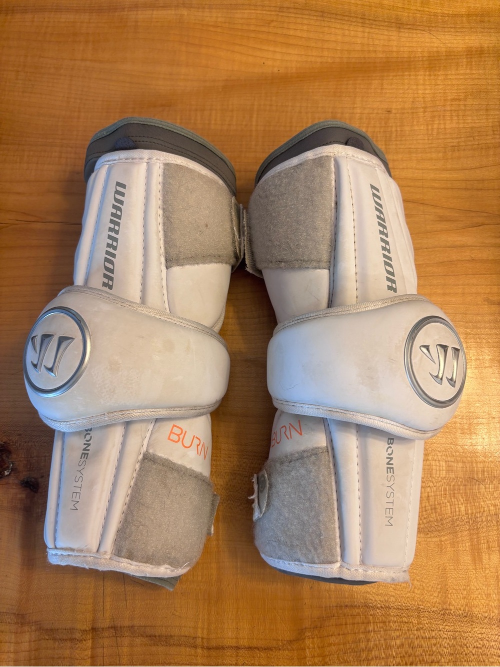 Warrior Burn lacrosse elbow pads